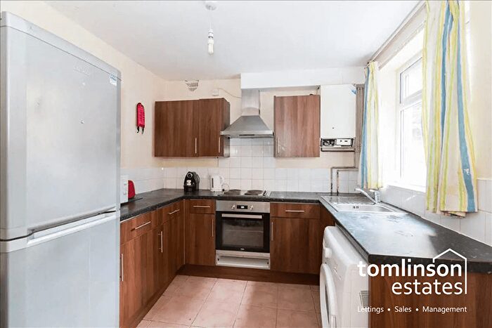 4 Bedroom Terraced House To Rent In Balfour Road, Lenton, Nottingham, NG7