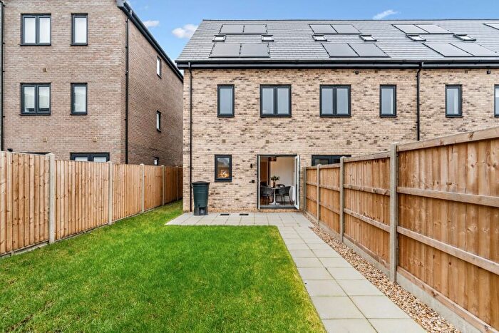3 Bedroom Terraced House To Rent In The Hawkings, Huntingdon, Cambridgeshire, PE28
