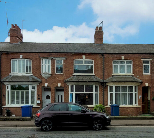 3 Bedroom Terraced House To Rent In Warwick Road, Banbury, Oxon, OX16