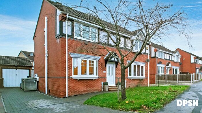 3 Bedroom Semi Detached House For Sale In Hillthorpe Court, Middleton, Leeds, LS10