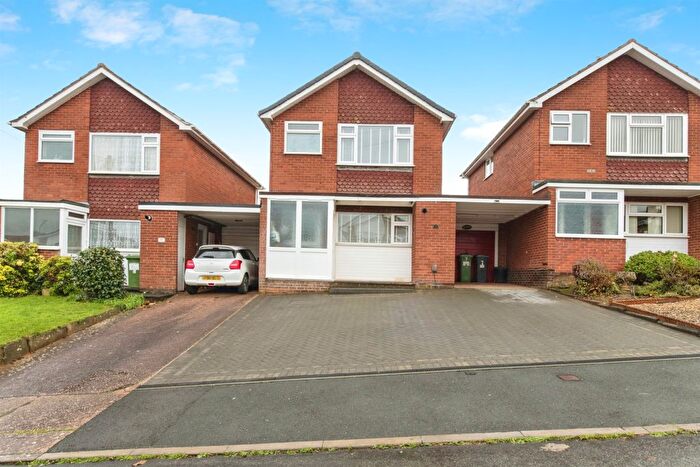 3 Bedroom Detached House For Sale In Byron Road, Exeter, EX2