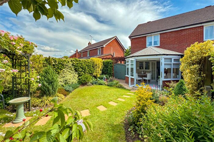 2 Bedroom Semi-Detached House For Sale In Puddingstone Drive, St. Albans, Hertfordshire, AL4