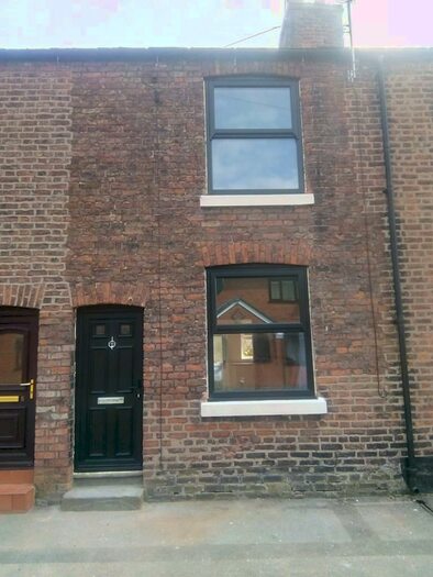 2 Bedroom Terraced House To Rent In Parr Street, Macclesfield, Cheshire, SK11