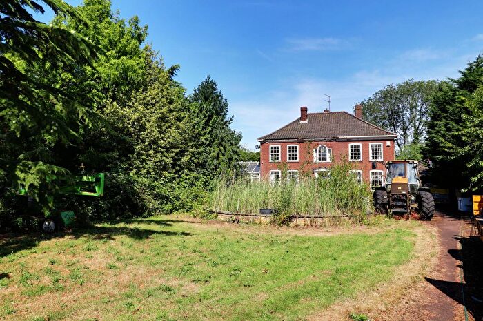 4 Bedroom Detached House For Sale In Horsegate Field Road, Goxhill, DN19