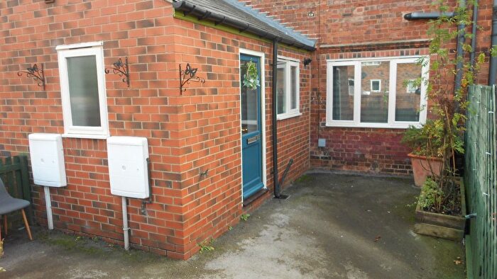 3 Bedroom Terraced House To Rent In Model Village, Worksop, S80