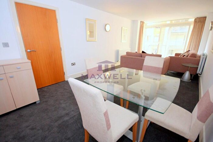 2 Bedroom Flat To Rent In Cassilis Road, London, E14
