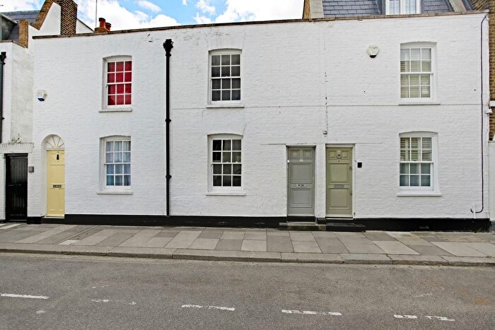 2 Bedroom Semi Detached House For Sale In King George Street, London, SE10