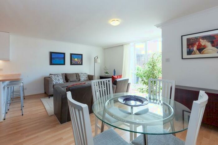 2 Bedroom Apartment To Rent In St. Peters Road, Oxford, OX2
