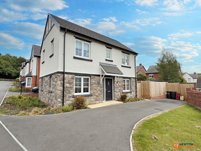 3 Bedroom Detached House For Sale In Citron Avenue, Coalville, LE67