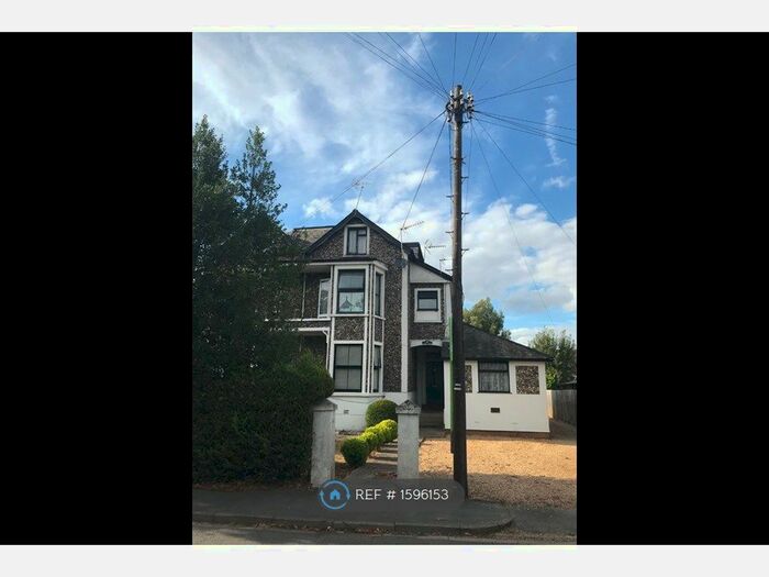 1 Bedroom Flat To Rent In Flint Lodge, Maidenhead, SL6