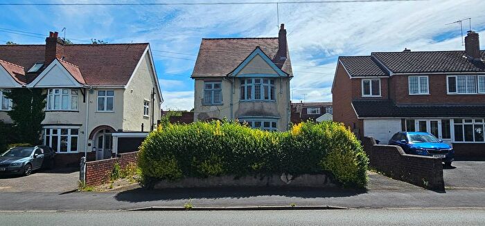 3 Bedroom Detached House For Sale In High Street, Wollaston, Stourbridge, West Midlands, DY8