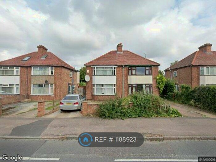 3 Bedroom Semi-Detached House To Rent In King Hedges Rd, Cambridge, CB4