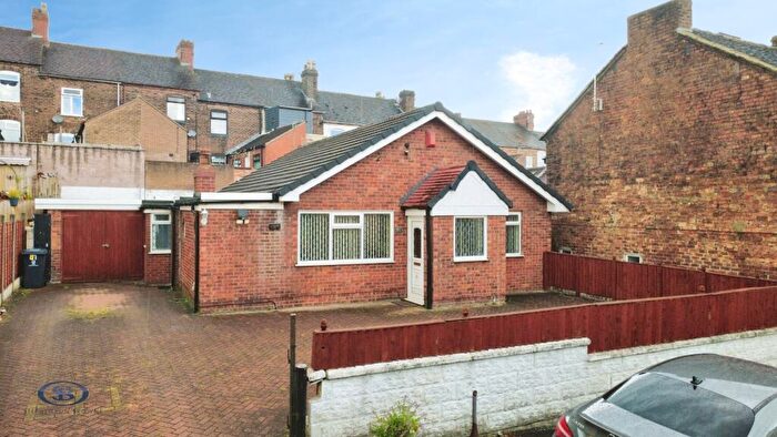 2 Bedroom Detached Bungalow For Sale In Mount Street, Stoke-On-Trent, ST1