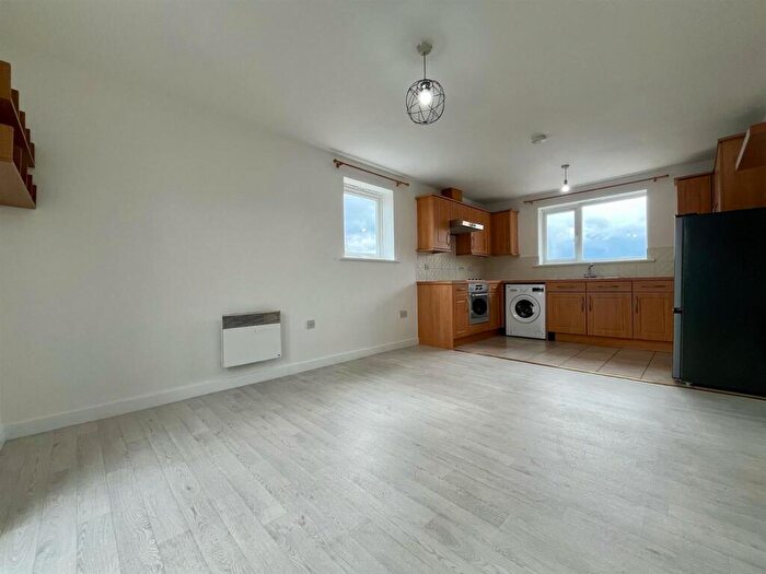 2 Bedroom Apartment To Rent In Shenstone Road, Edgbaston, B16