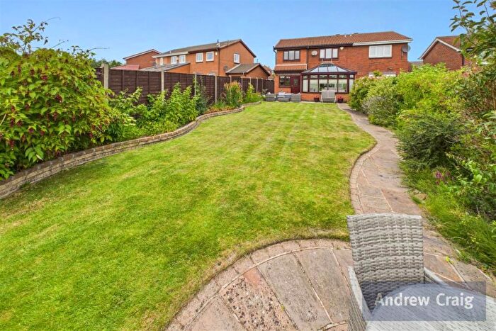 3 Bedroom Semi Detached House For Sale In Cinderford Close, Boldon Colliery, NE35