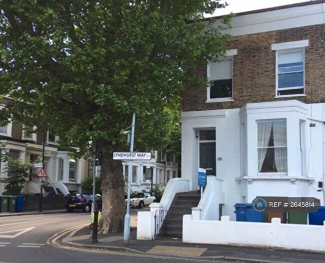 2 Bedroom Flat To Rent In Lyndhurst Way, London, SE15