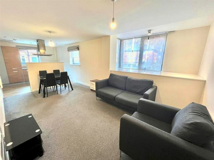 2 Bedroom Flat To Rent In Canal Street, Nottingham, NG1