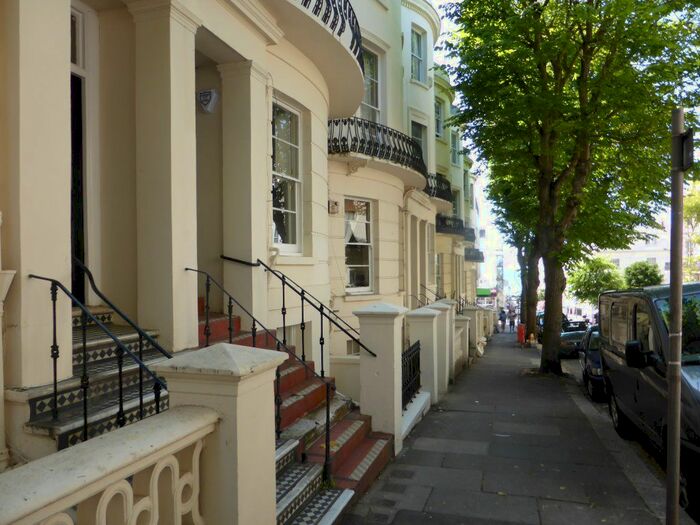 Studio To Rent In Brunswick Road, Hove, BN3