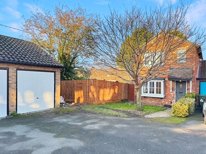 2 Bedroom Link Detached House For Sale In The Elms, Haslingfield, Cambridge, CB23
