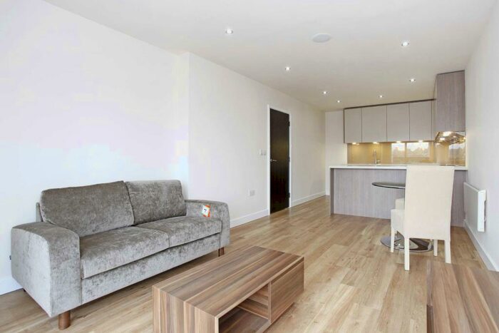 1 Bedroom Flat To Rent In Claremont House, Beaufort Park, NW9