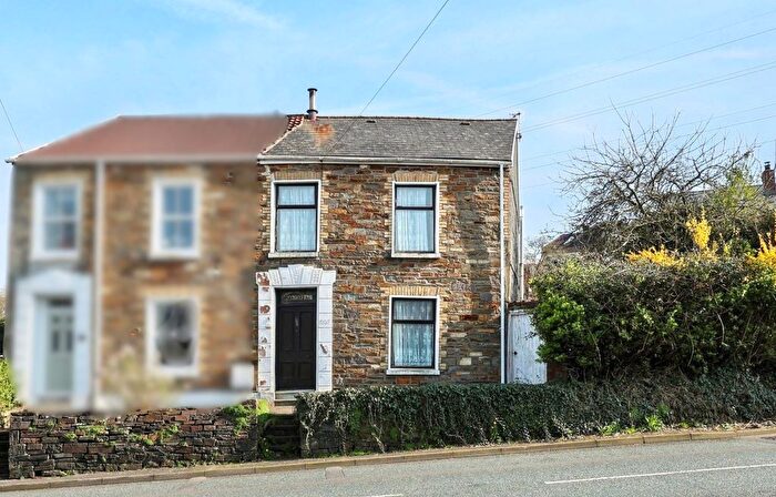 3 Bedroom Semi Detached House For Sale In Felinfoel Road, Llanelli, Dyfed, SA15