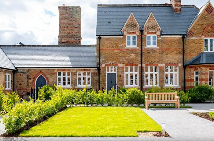 4 Bedroom Terraced House For Sale In The Royal Mews, Trento Mews, Barnet, EN4