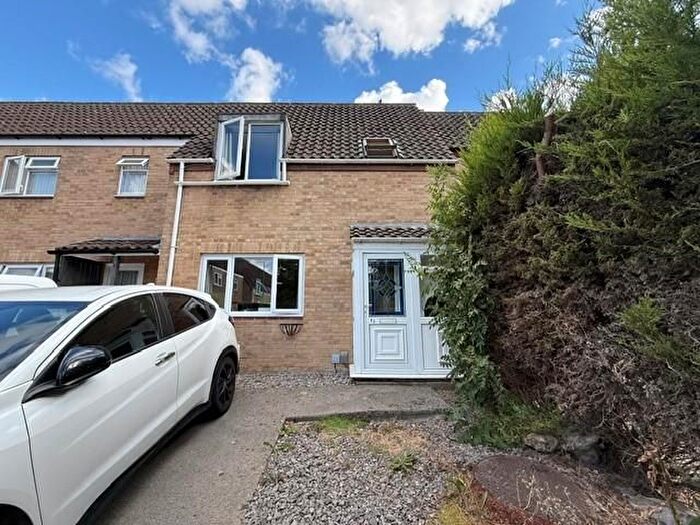3 Bedroom Property To Rent In Godolphin Close, Freshbrook, Swindon, SN5