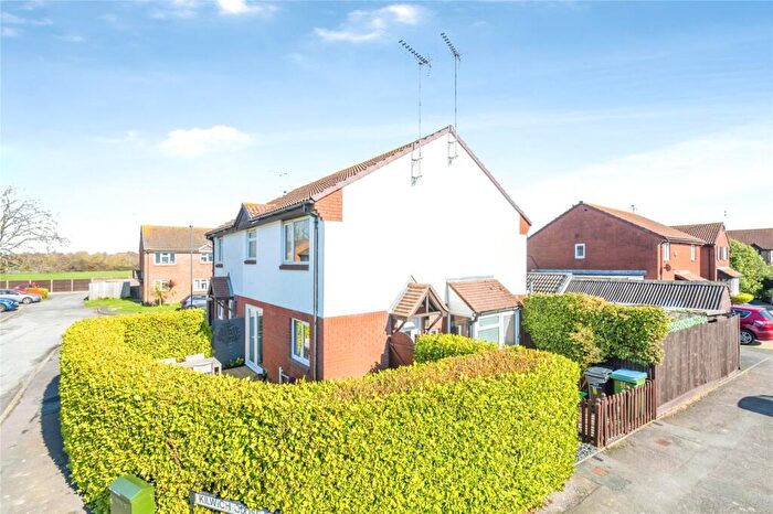 1 Bedroom End Of Terrace House For Sale In Merlin Way, Felpham, West Sussex, PO22