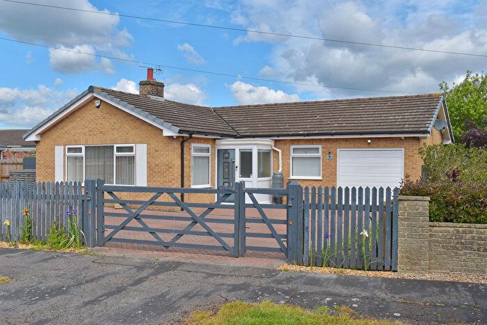3 Bedroom Detached Bungalow For Sale In Elm Close, Long Bennington, NG23