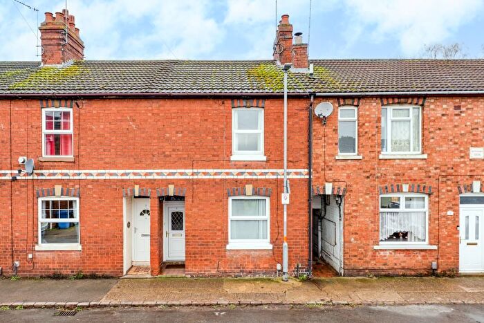 2 Bedroom Property For Sale In Alexandra Street, Burton Latimer, NN15