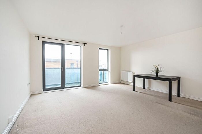 3 Bedroom Flat To Rent In Charcot Road, Colindale, London, NW9