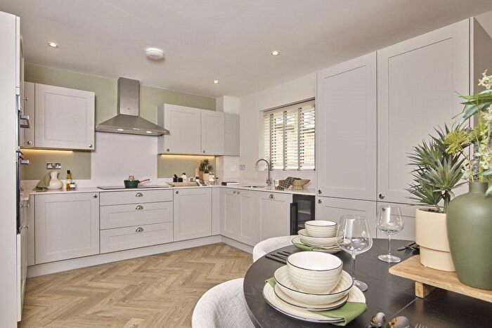 4 Bedroom Detached House For Sale In Windsor Gate, Maidenhead Road, Windsor, SL4