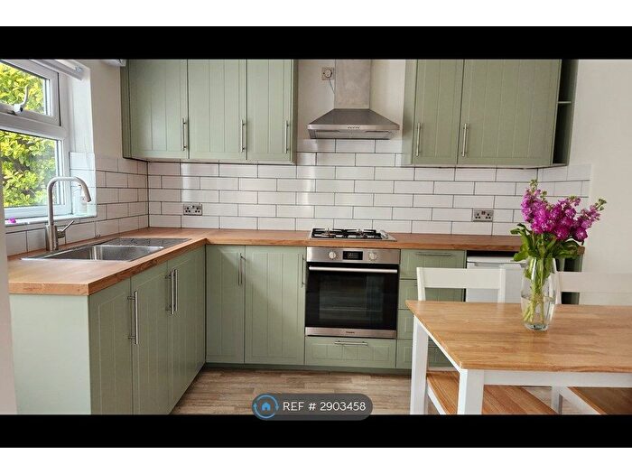 4 Bedroom Semi-Detached House To Rent In Charlmont Road, London, SW17