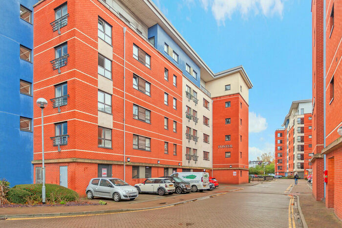 2 Bedroom Flat To Rent In Flat Foster, Millsands, Sheffield, S3