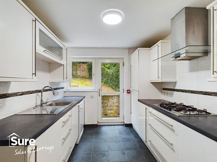 4 Bedroom Semi-Detached House To Rent In Mayflower Avenue, Hemel Hempstead, Hertfordshire, HP2