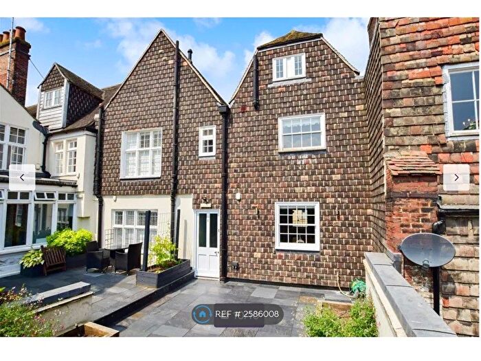 3 Bedroom Semi-Detached House To Rent In Mercery Court, Canterbury, CT1