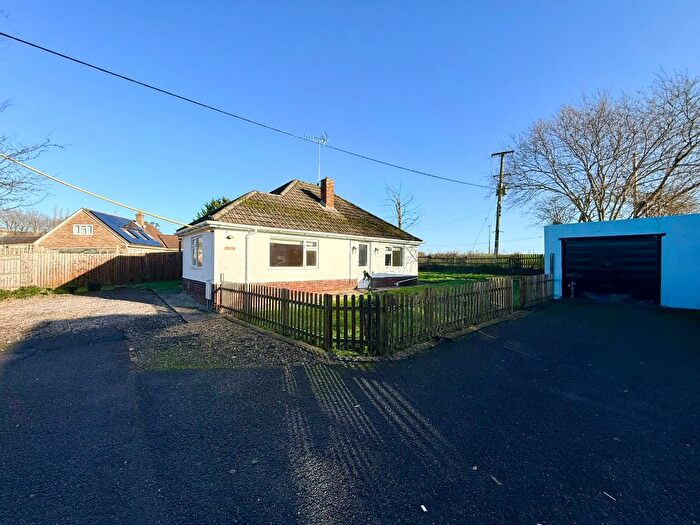 1 Bedroom Detached Bungalow To Rent In Sherbro Place, Mere, BA12