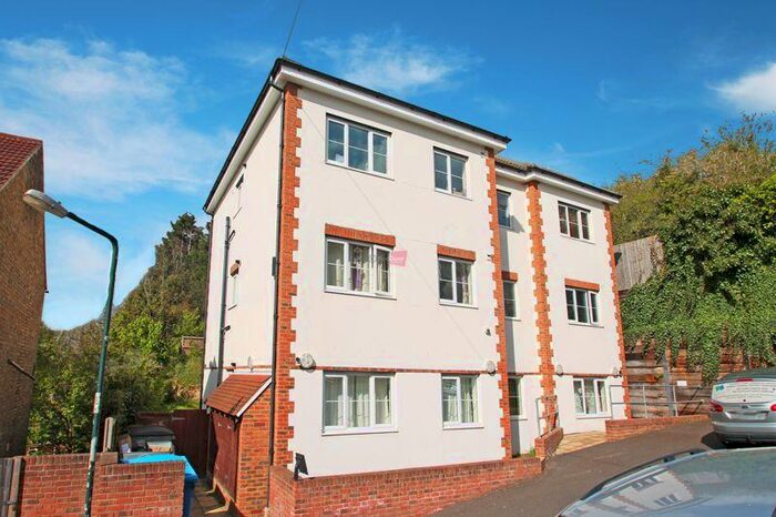 1 Bedroom Flat To Rent In Scotts Terrace, Chatham, ME4