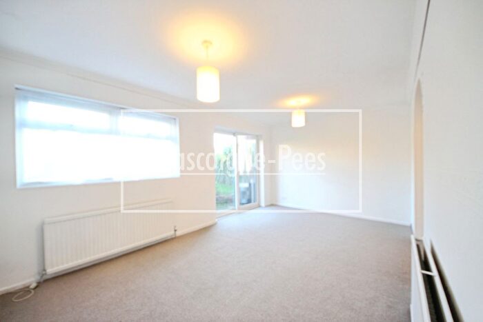 3 Bedroom Property To Rent In Rowden Road, Epsom, KT19