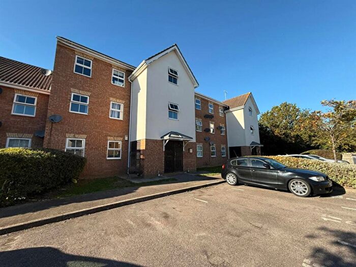 2 Bedroom Flat To Rent In Osprey Road, Waltham Abbey, EN9