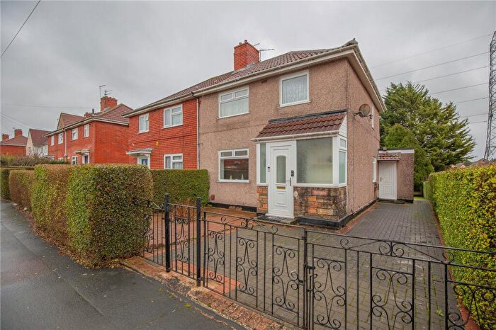 3 Bedroom Semi-Detached House For Sale In Wordsworth Road, Bristol, BS7