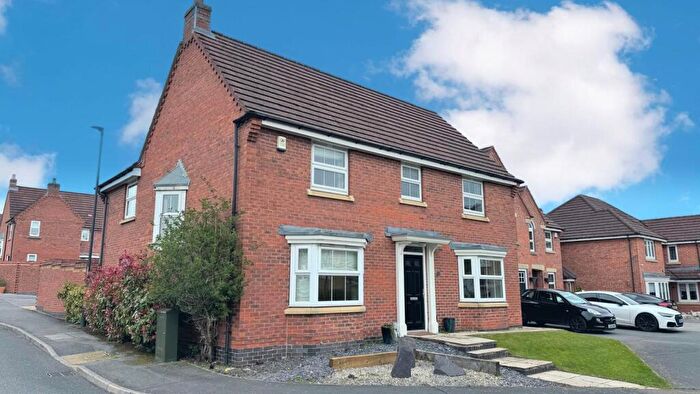 4 Bedroom Detached House To Rent In Middlefield Close, Allestree, Derby, DE22