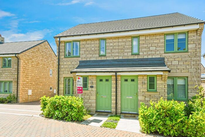 2 Bedroom Semi-Detached House For Sale In Drovers Green, Yatton Keynell, Chippenham, SN14