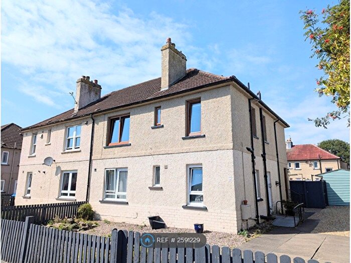 2 Bedroom Flat To Rent In Haughgate Avenue, Leven, KY8