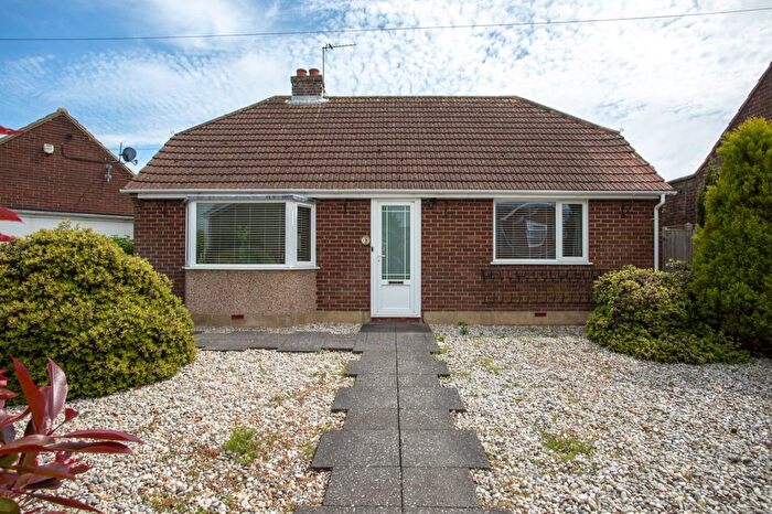 2 Bedroom Bungalow For Sale In Church Lane, Deal, Kent, CT14