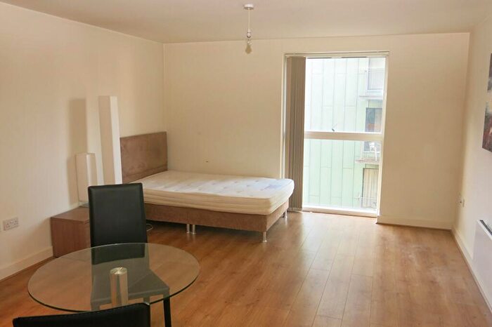 Apartment To Rent In Sherborne Street, Birmingham, B16