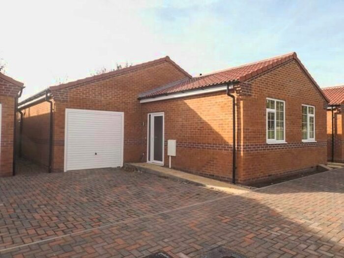3 Bedroom Bungalow To Rent In Columbia Street, Sutton-In-Ashfield NG17