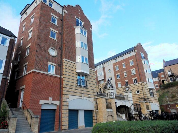 2 Bedroom Apartment To Rent In Union Stairs, North Shields, NE30