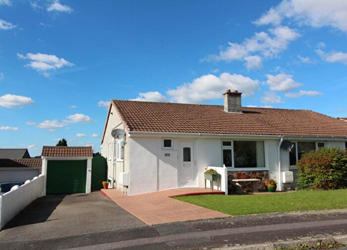 3 Bedroom Semi-Detached House For Sale In Callington, PL17