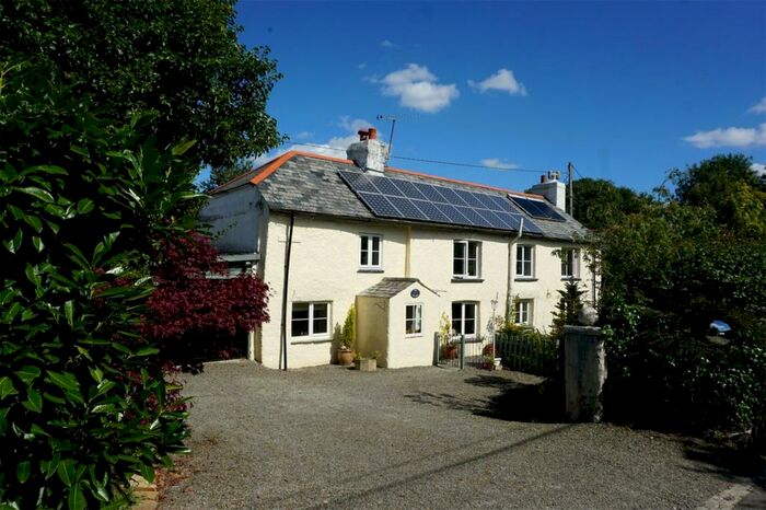 3 Bedroom Detached House For Sale In Egloskerry, Launceston, Cornwall, PL15